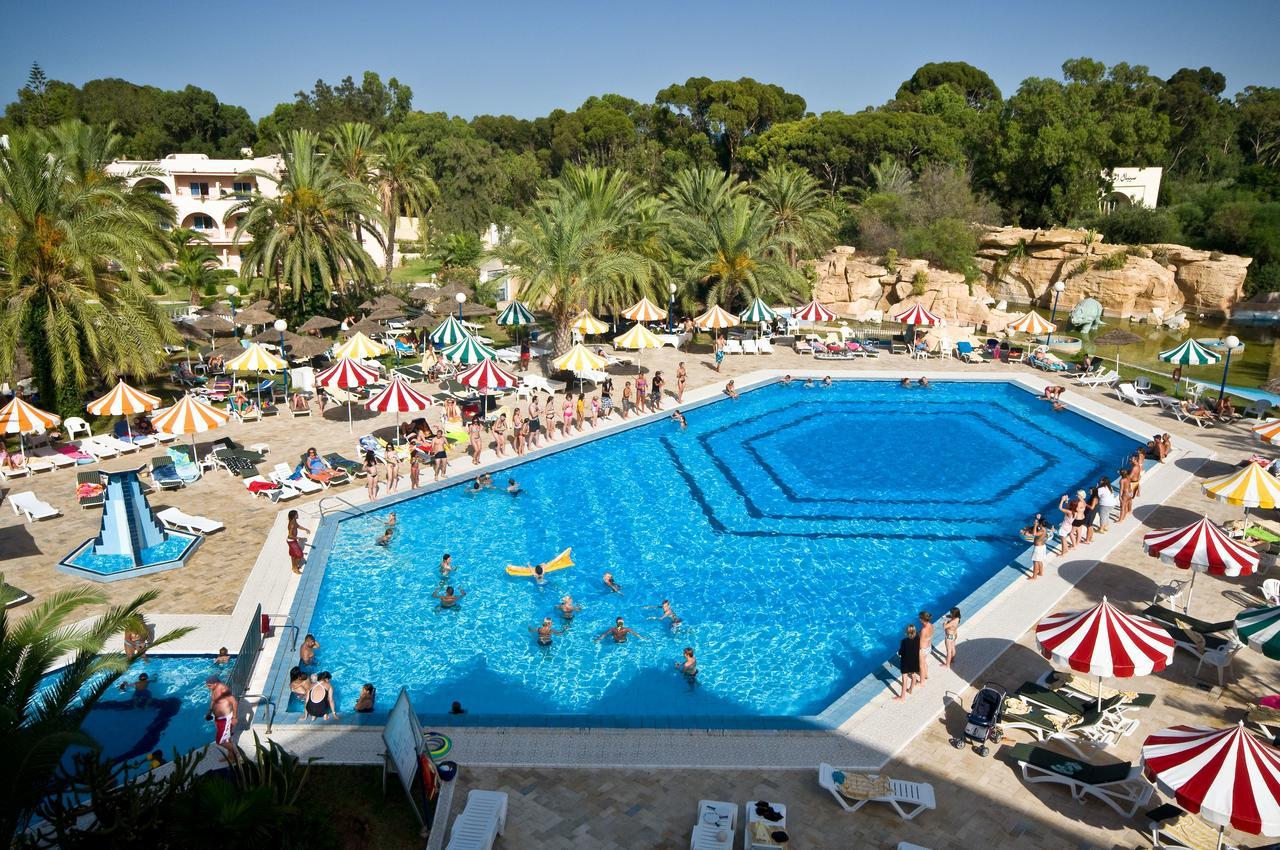Riviera Hotel - Family Only Порт Ел Кантауи Екстериор снимка